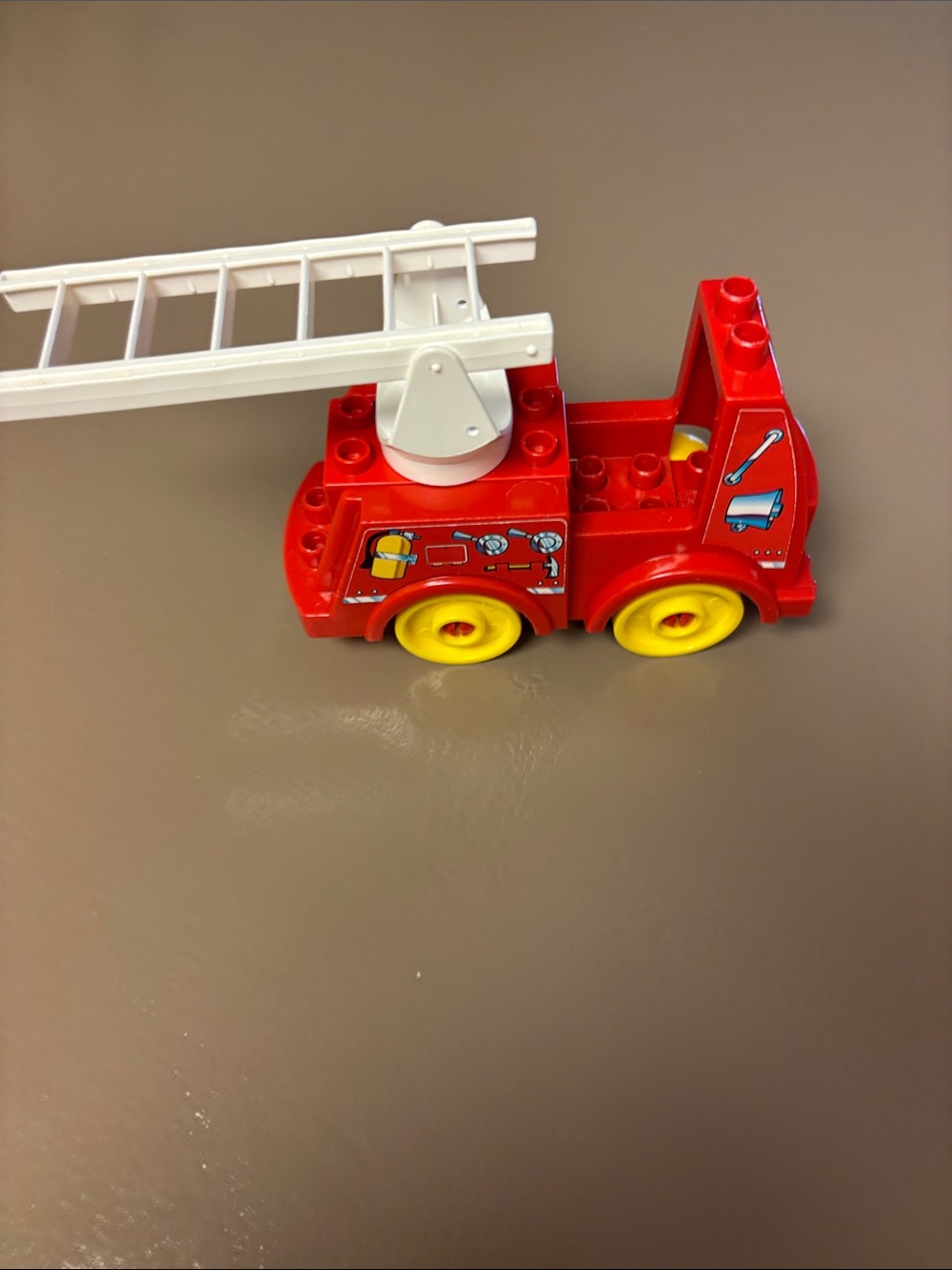 Duplo Building-Block Fire Truck with White Ladder